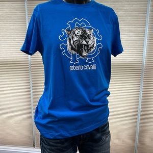 Roberto Cavalli T-Shirt   Size: Large